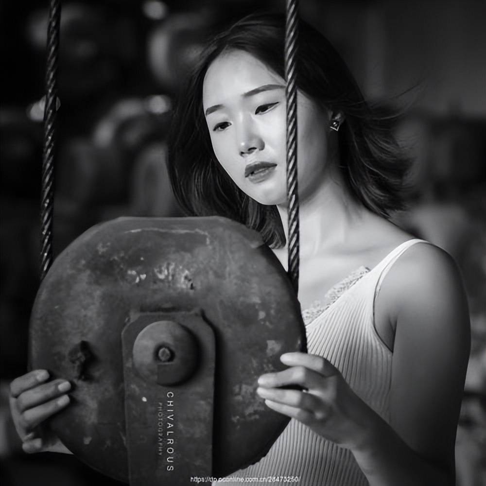 废都中的庄之蝶与唐宛儿浮世绘中的情与欲