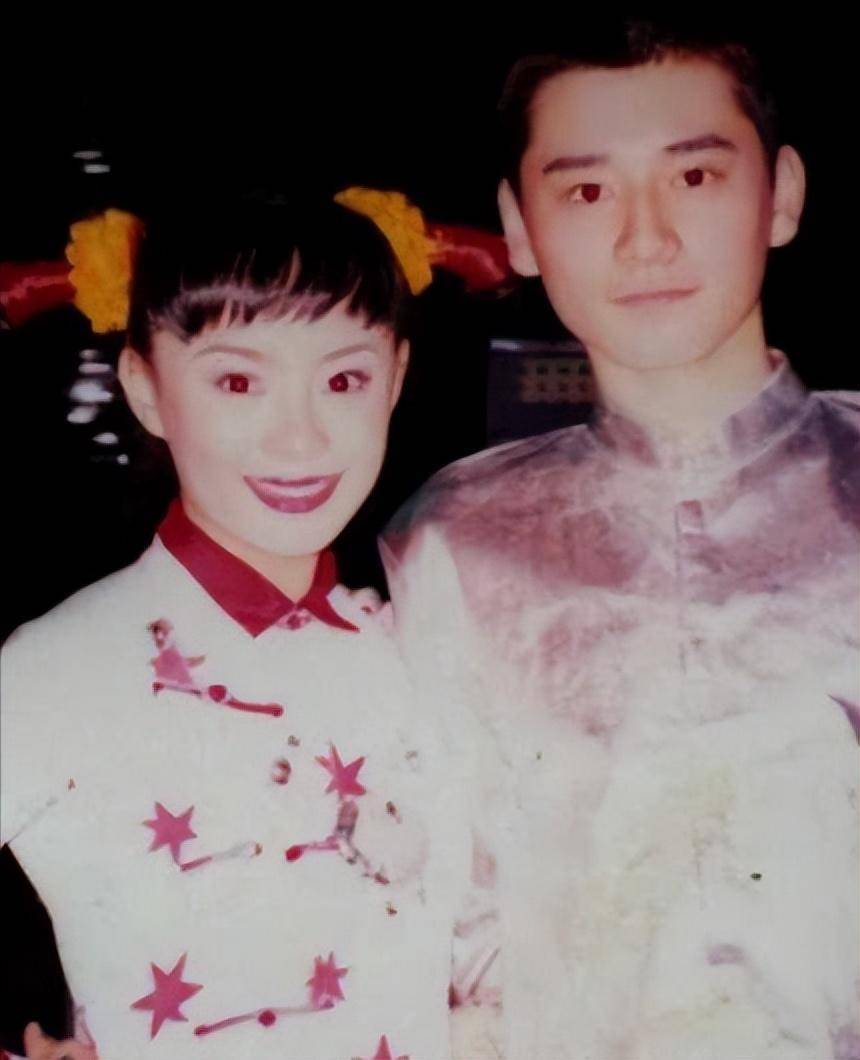 两人相识于文工团,那时候的钱枫还没有变胖,而孙俪也没有衰老.