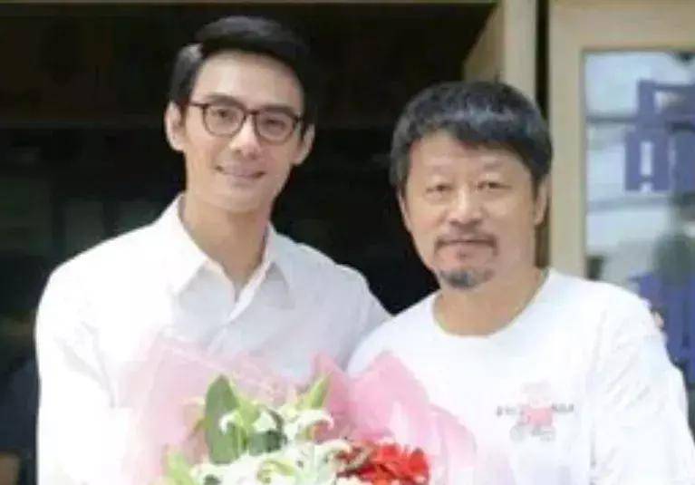 孔笙幕后巨匠台前龙套用镜头雕琢时光用角色诠释艺术