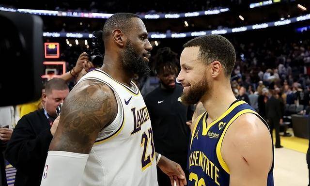 原创nba焦点战湖人vs勇士库里伤愈迎战詹姆斯科尔渴望反弹胜利