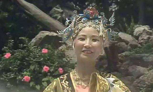 黎山老母真实身份到底是什么她最有名的三个徒弟都有谁