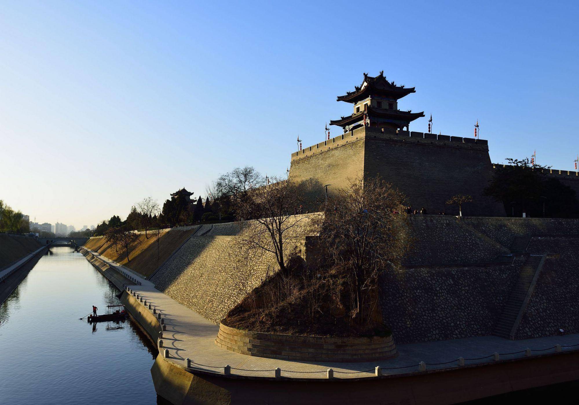 西安城墙:600多年历史是中国现存规模最大保存最完整的古代城垣