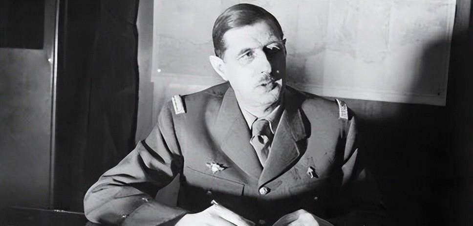 高卢雄鸡为何变成乌骨鸡因为没有黑哥们卖命法国二战难复国