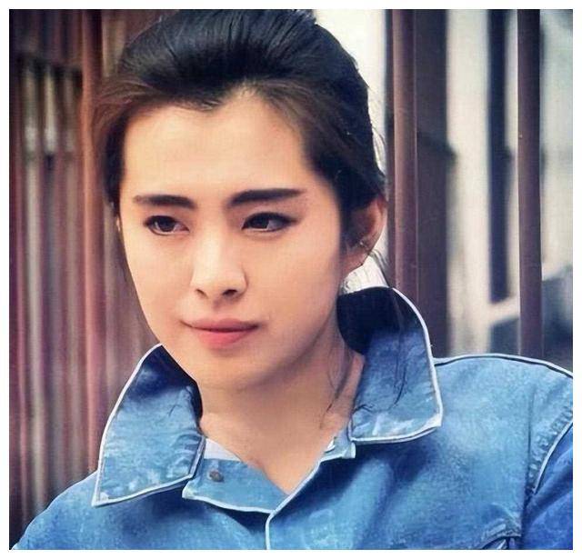 原创8位身材苗条貌美女明星真人魅力超越照片