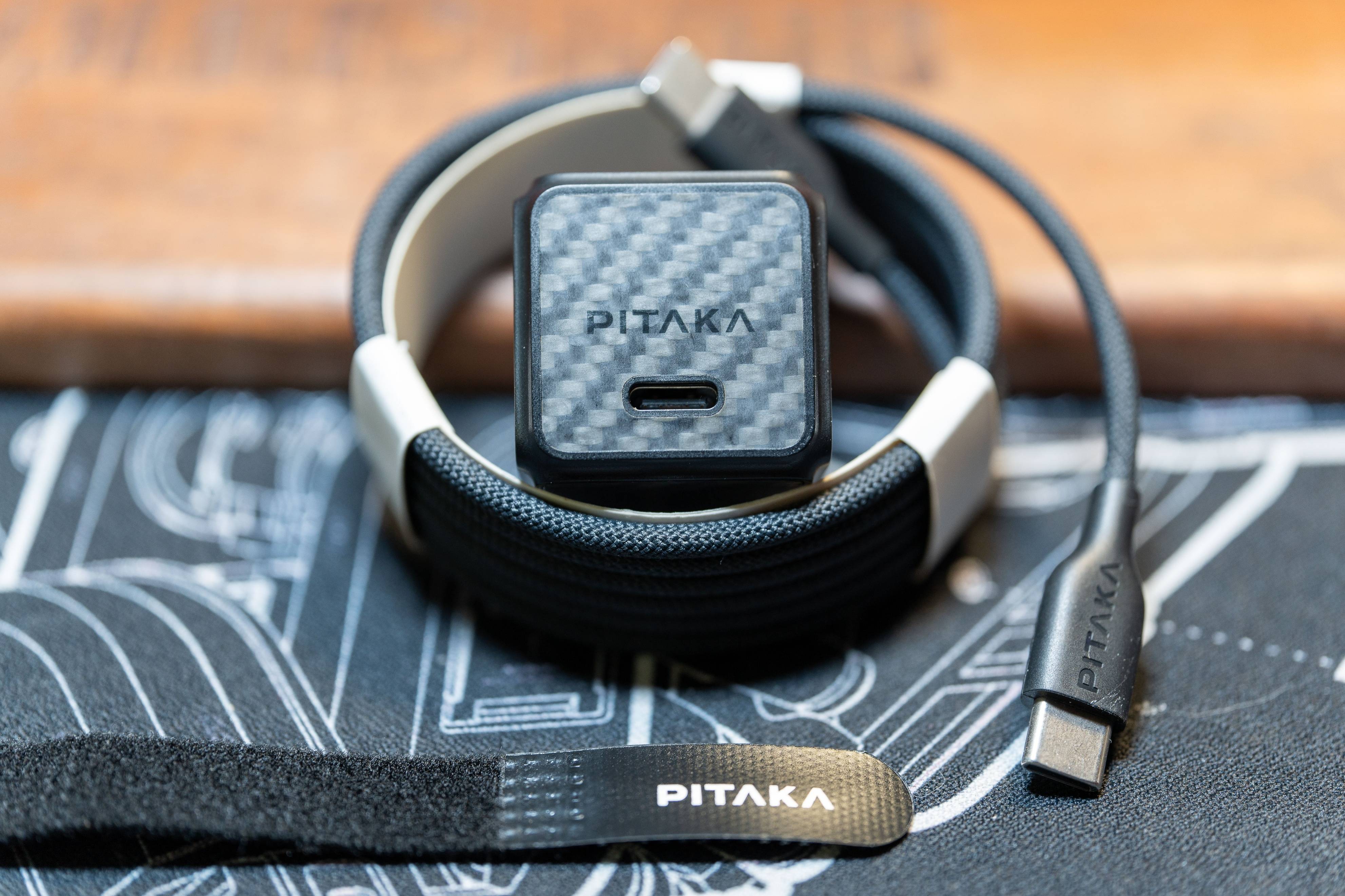 iphone配件就选pitaka一站式满足你的需求你需要的它都有