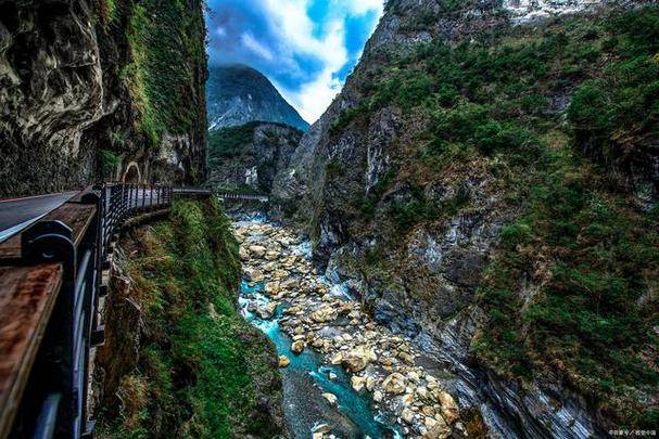 贵州马岭河大峡谷旅游攻略,玩透贵州万峰林,详细攻略