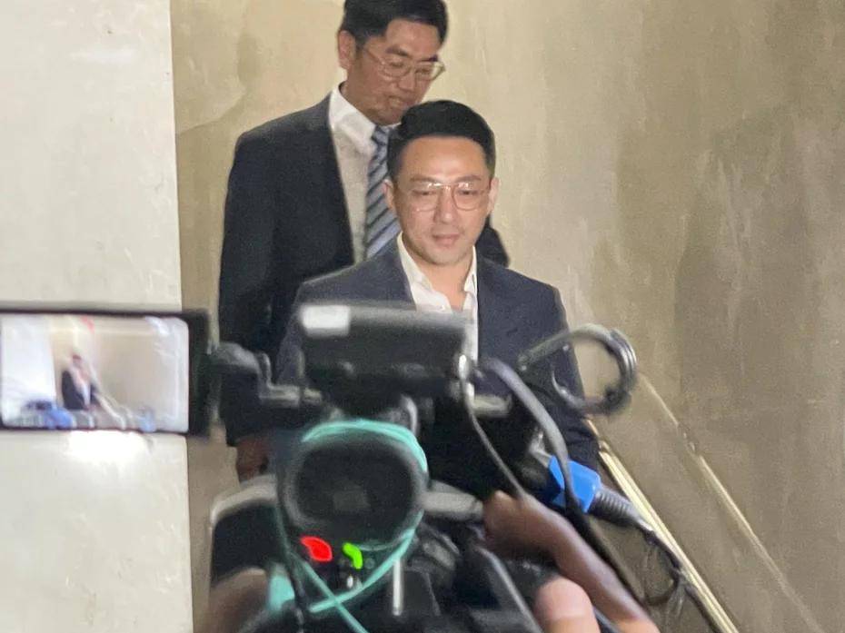 暗示大s离婚前出轨:刷我卡买270万礼物寄韩国_俊晔_台湾省_时候