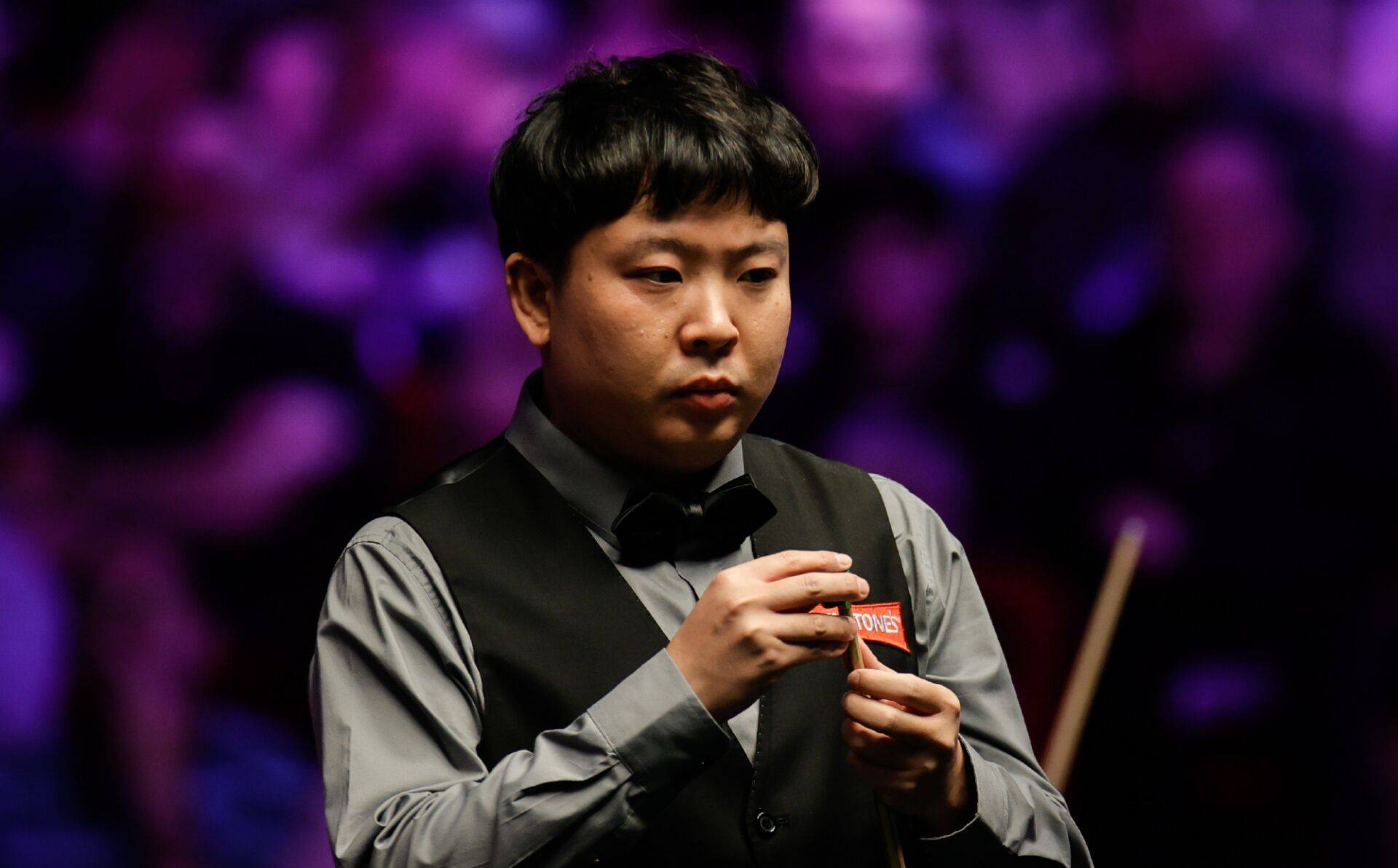 丁俊晖对手轰出147张安达大逆转奥沙利文入乡随俗抽中国香烟