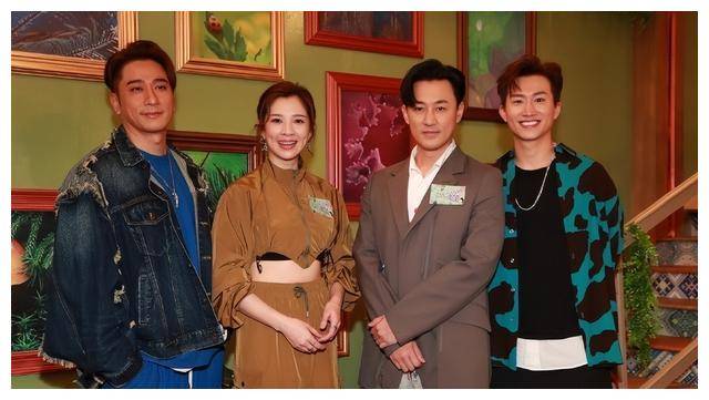 第一期就邀请了港姐郭珮文和命理大师麦玲玲等身材特别的女性来参加