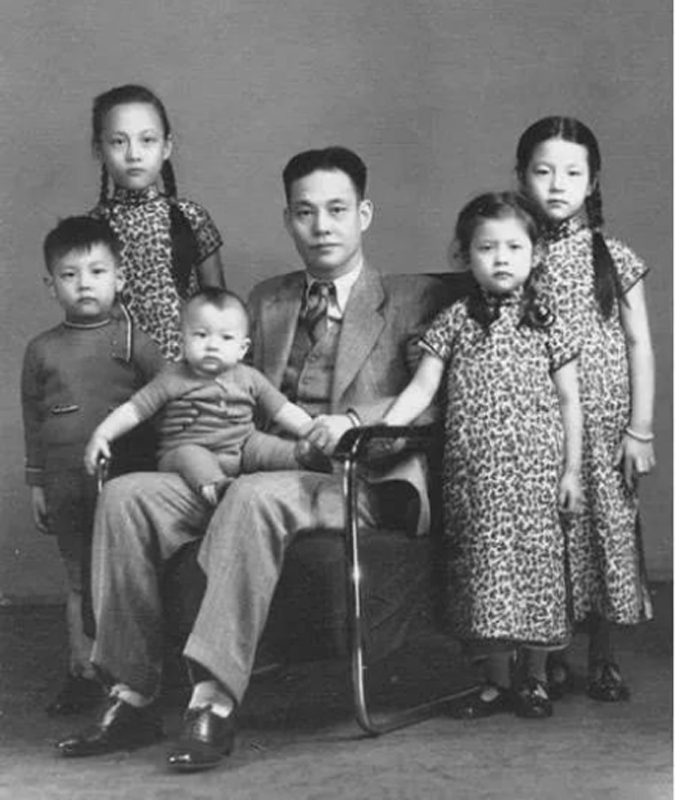 京剧大师周信芳离婚又再婚他与两任妻子的命运都很悲情