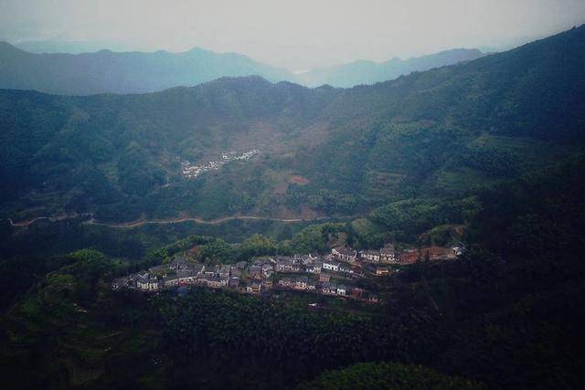 原创被誉为安徽最美的高山村很多人宁愿去这里也不去宏村你听过吗