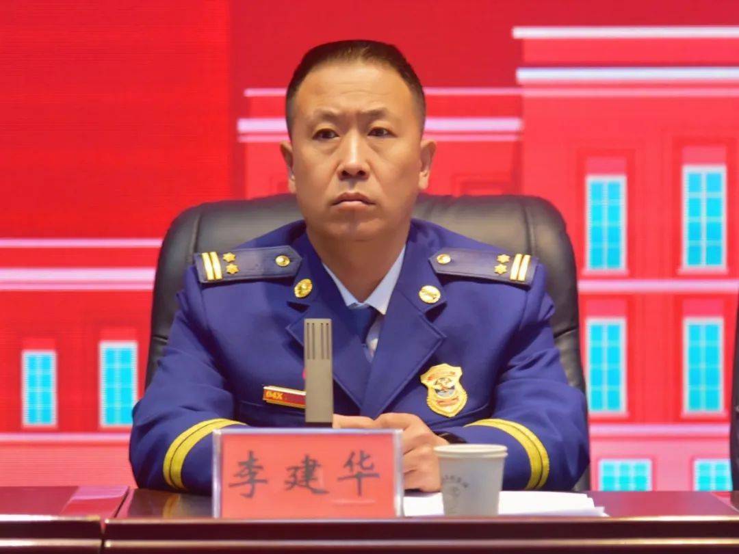 李建华支队长带队走进朔州市师范学校,开展"开学第一课,消防安全进