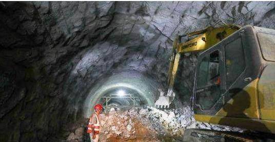 原创中国发明爆破新方式不仅节约炸药还能提高爆炸效果