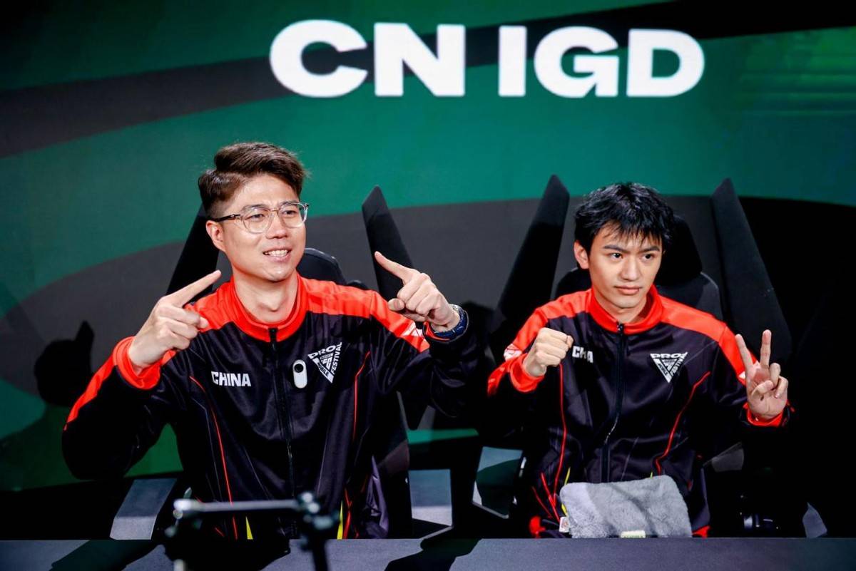 勇攀高峰力创佳绩中国战队fcpro足球世界嘉年华上海圆满收官