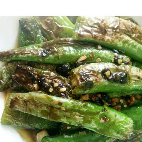 虎皮青椒做法大厨不用放油吃货那么多年的辣椒都白吃了