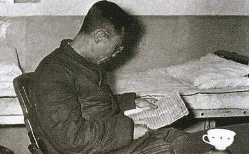 除此之外,加重溥仪病情的还有他曾经的童仆孙博盛,基于自己曾经的特殊