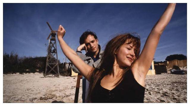 四位女神共同主演苏菲玛索领衔每一幕令人沉醉