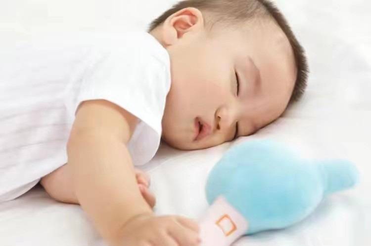 哄宝宝入睡时,这3种哄睡方法妈妈千万别用,还可能对大脑发育不利