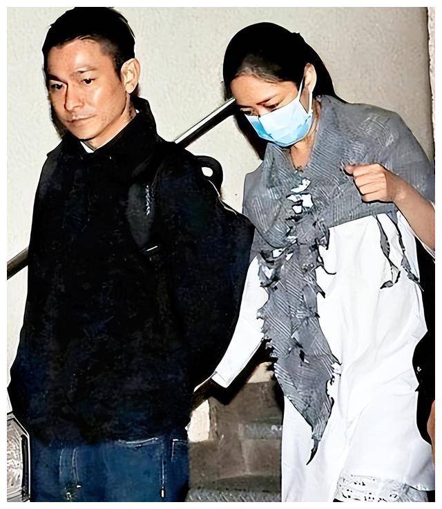 原创刘德华赖文慧关系揭秘遮羞布全无结婚证后面的秘密曝光