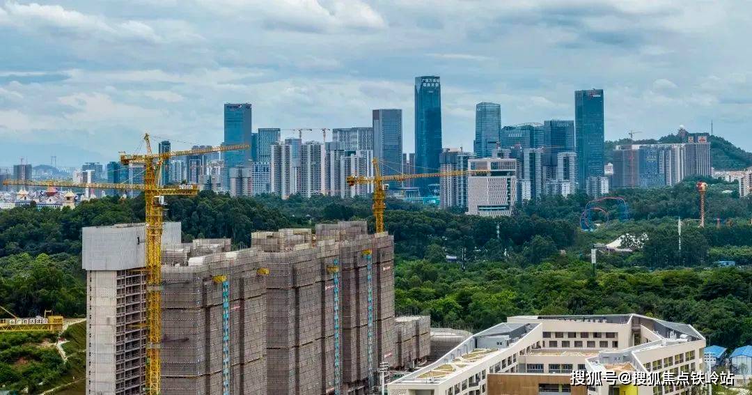 广州越秀大学星汇锦城开发商售楼处24小时电话4006398010售楼处电话