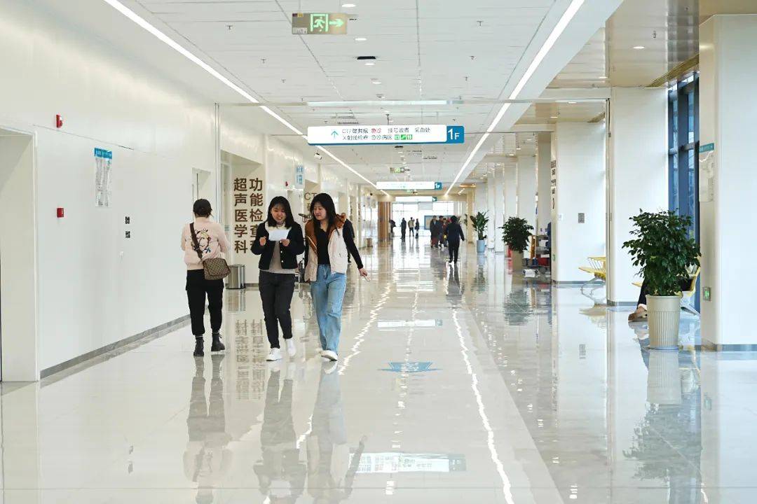 中国中医科学院西苑医院地理位置跑腿代挂联系的简单介绍