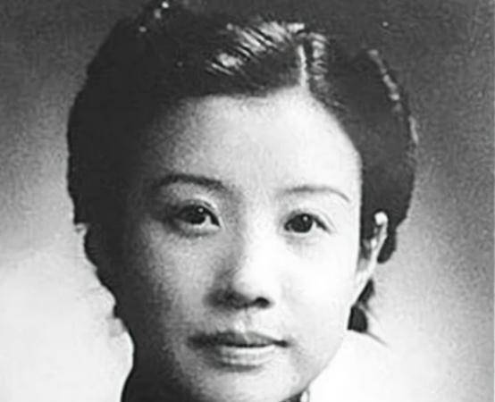 虽然在很多观众看来,黄金荣一手遮天,势力是非常大的,不过大家并不