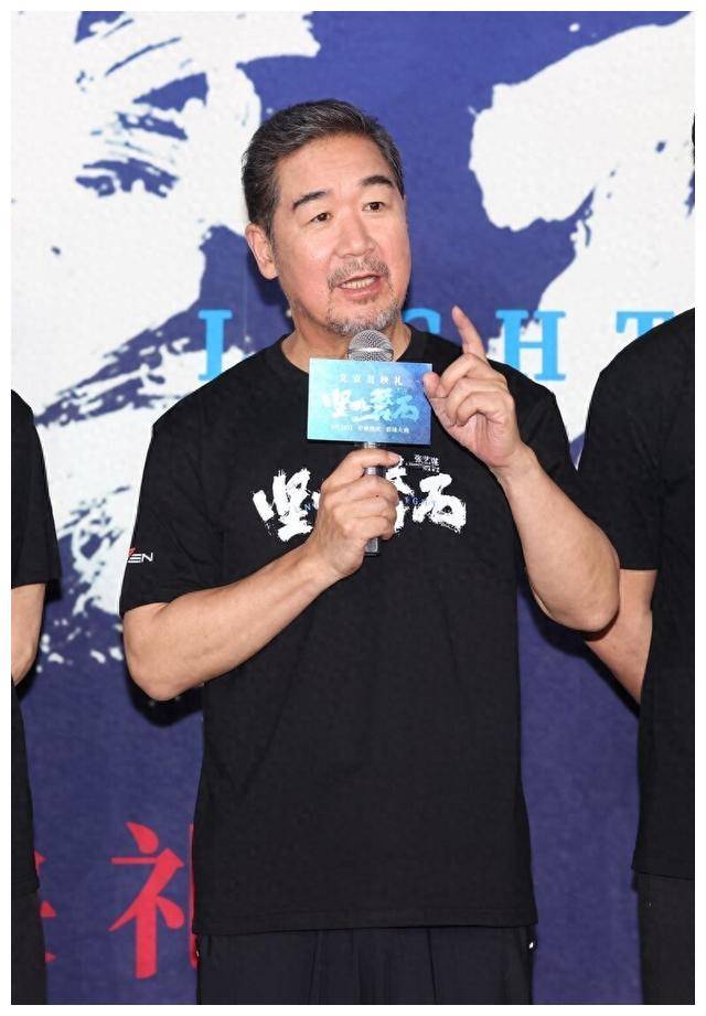 张国立的绯闻:绯闻纷扰,真相揭秘,绝顶风波_硬汉_生活_精神