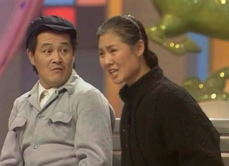 原创她是春晚常客结婚37年始终低调儿子是她的骄傲