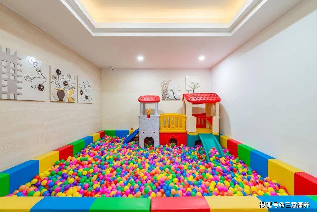 4天3晚408元/人起包吃住,近鱼街景区_电热水壶_房间_平台