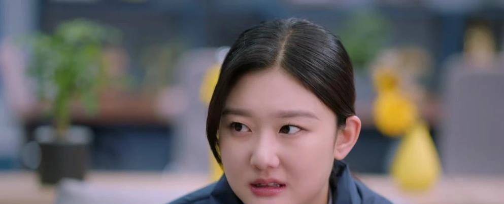 原创原创作天作地袁雨萱综艺中睡大觉惹怒刘芸如今还能被杨幂力捧