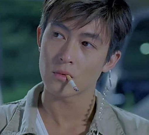 陈冠希当年有多受欢迎与众多女明星合照笑容眼神暴露一切