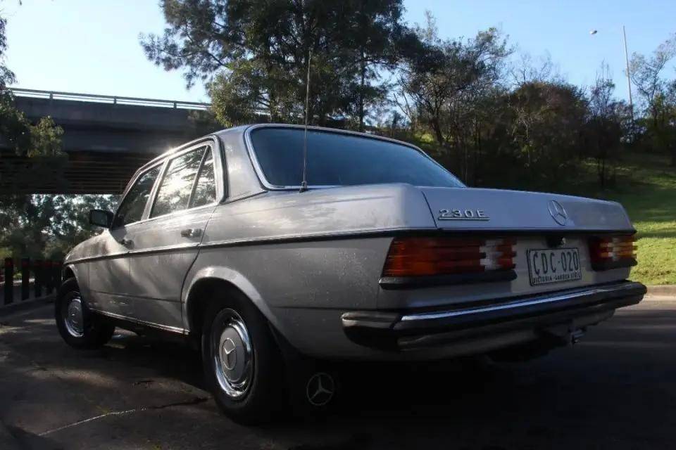 在今天成为奔驰w123车主是一种什么体验?_搜狐汽车_搜狐网