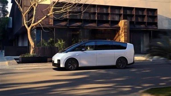 历时51个月,理想汽车累计交付量突破70万辆大关_搜狐汽车_搜狐网