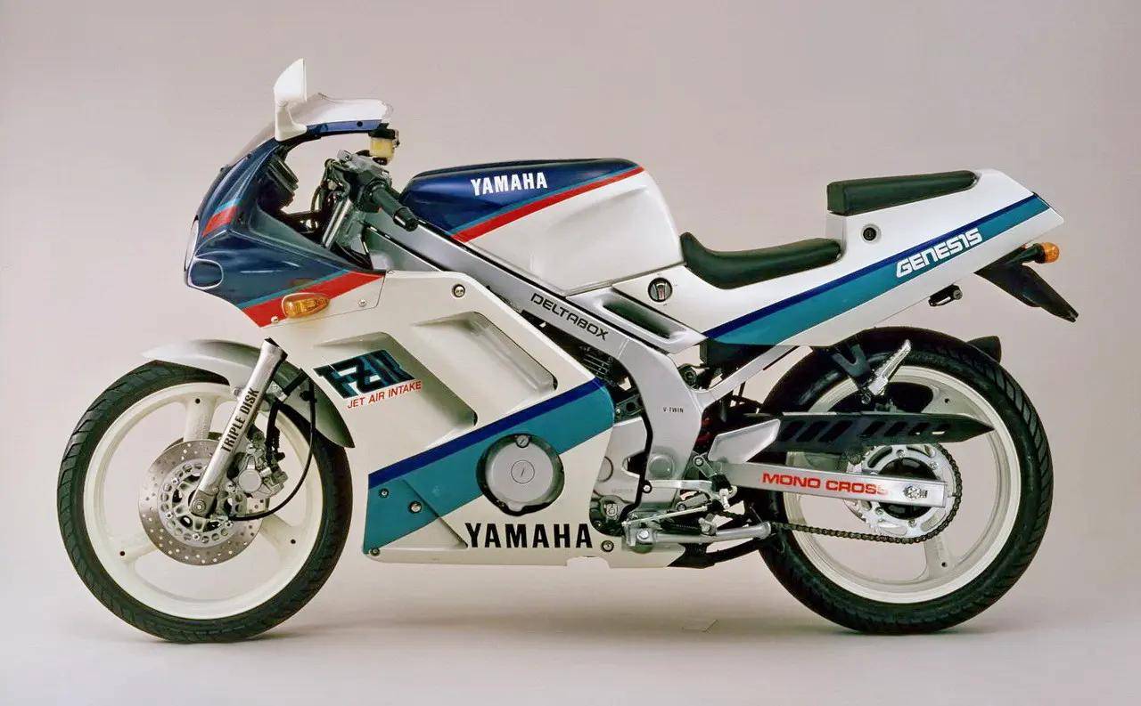 下图:1991 fzr150(3kw3.资料图片).