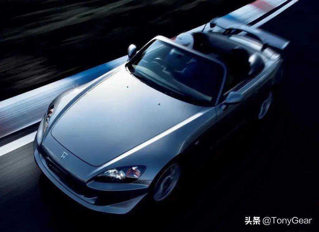s2000 cr(club racer)除了常规版本,s2000在不同市场推出过特别版车型