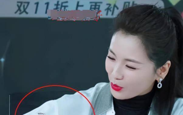 刘涛嘴瓢出镜卖大米脱口而出小国外紧急大笑化解尴尬