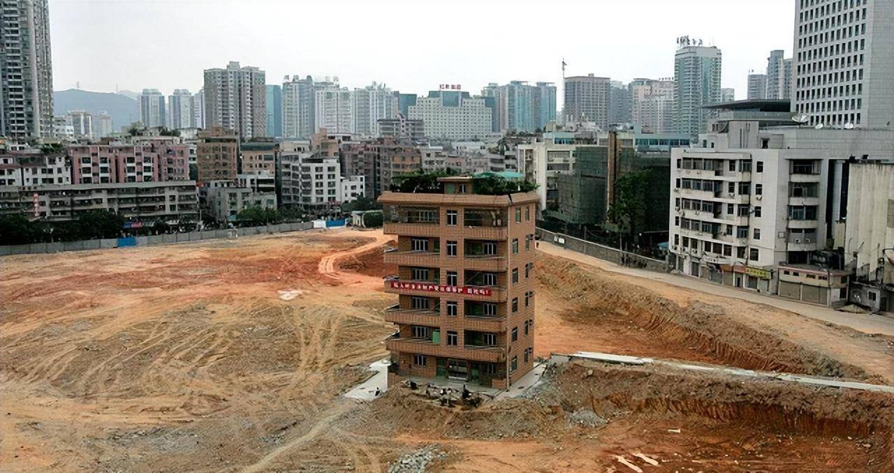 30平方米要价1亿广州钉子户硬扛13年未搬如今靠开滴滴为生