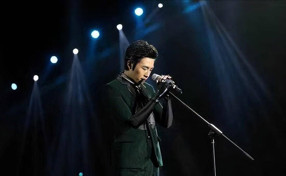 原创毁容12年再看俞灏明才发现疤痕脸是他转型的开始