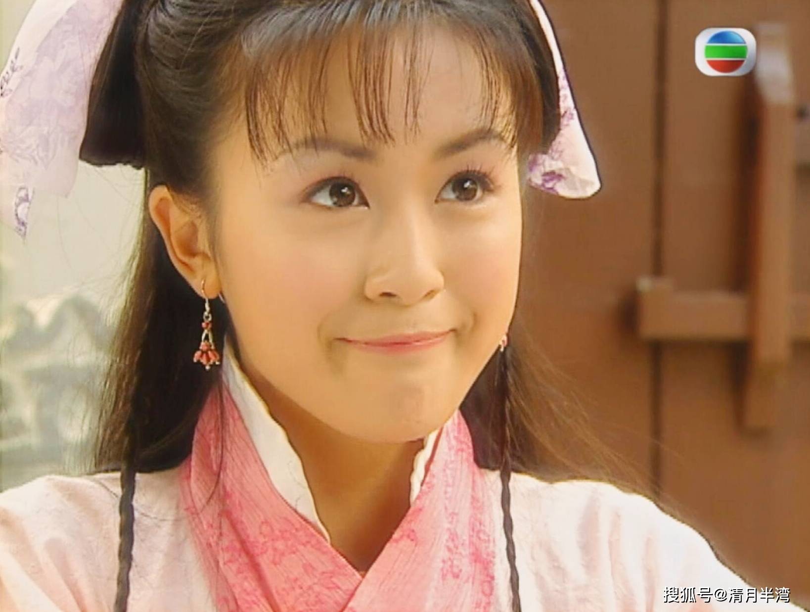 TVB女配美过女主的6部剧，黎姿艳压向海岚，唐宁把郭羡妮比下去了_搜狐网