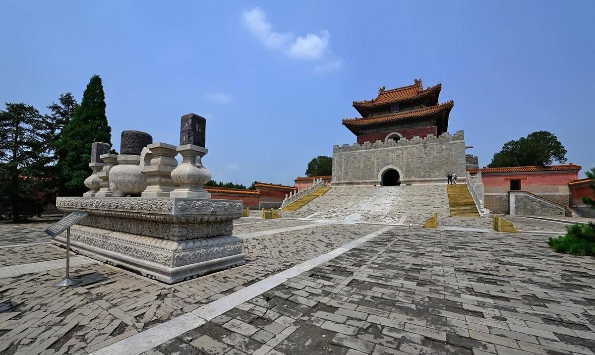 原创光绪皇帝陵墓下葬不久就被盗掘专家化验光绪头发揭开暴毙真相