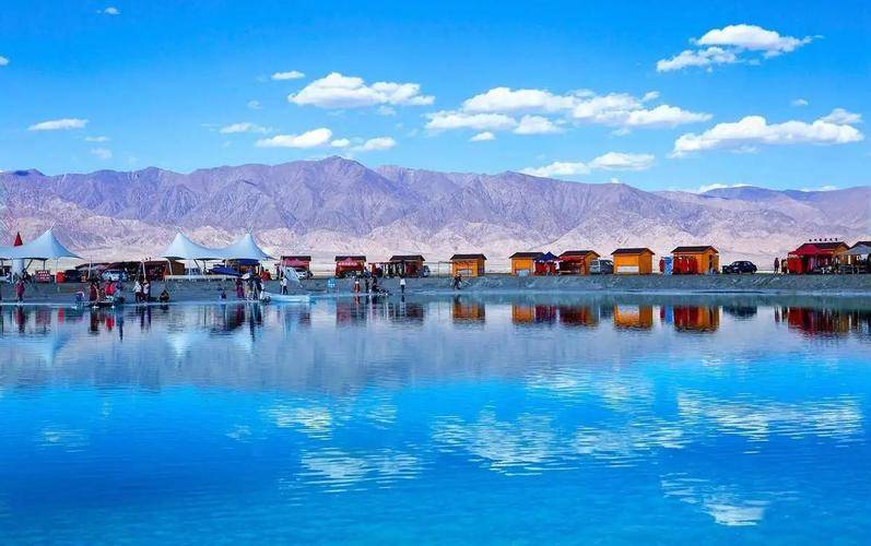 d8:结束行程→送机d7:西宁→藏文化博物馆→塔尔寺→兰州d6:德令哈