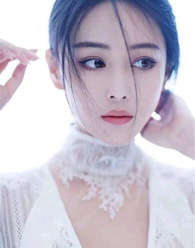 原创浪姐第2季张馨予走中性风格网友称像留恋花丛少爷潇洒不羁
