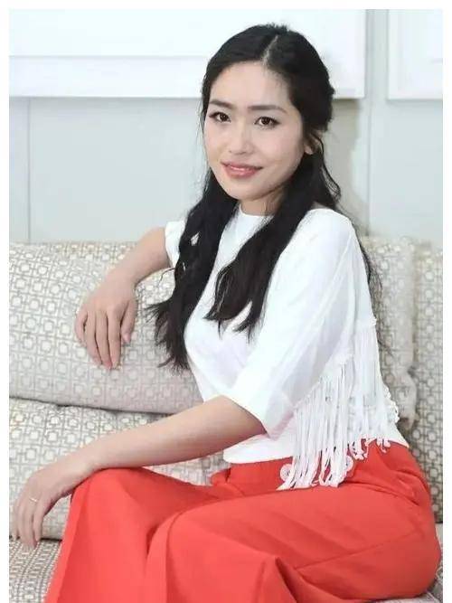 原创张艺谋虽然放弃了肖华但却从未放弃过张末她是我的骄傲