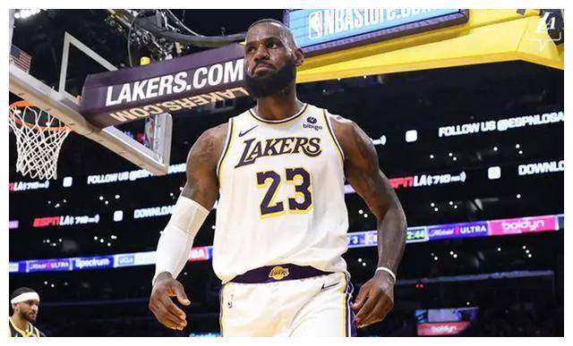 原创詹姆斯火力全开挑战乔丹传奇神迹重现