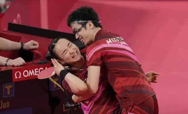 原创伊藤美诚为何拉黑水谷隼奥运夺冠水谷拥抱看伊藤反应就懂了