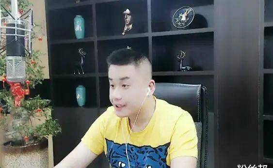 之前于利曾经说过,等二代弟子的联营公会上一定规模后,会时尚舞帝三代