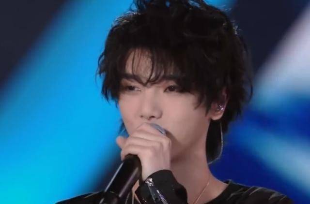 原创原创极限挑战5收官现场和播出效果差距大黄渤跑调张艺兴被消音