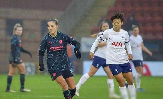 原创绝杀王霜射出穿云箭一己之力淘汰英超豪门球迷救世主