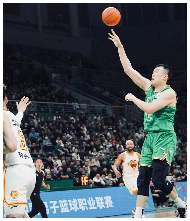 原创辽宁篮球队压力山大杨鸣兴叹无奈招数透支替补隐忧丛生