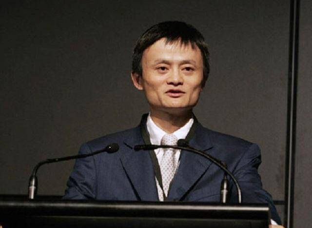 一夜之间网络上出现大量批评马云外滩演讲的文章